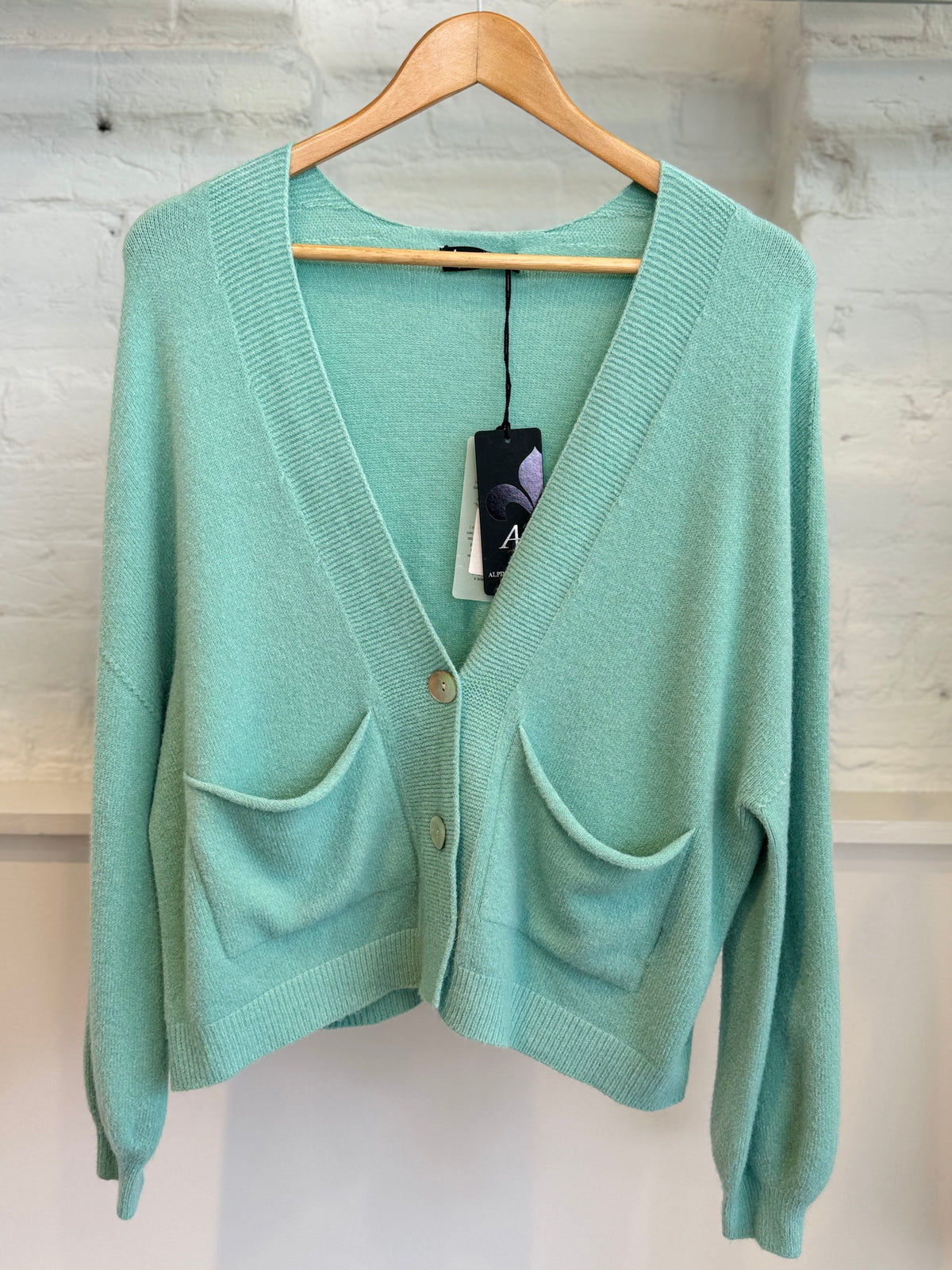 Cardigan With Two Front Pockets