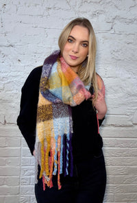 The Novie Chunky Blanket Scarf