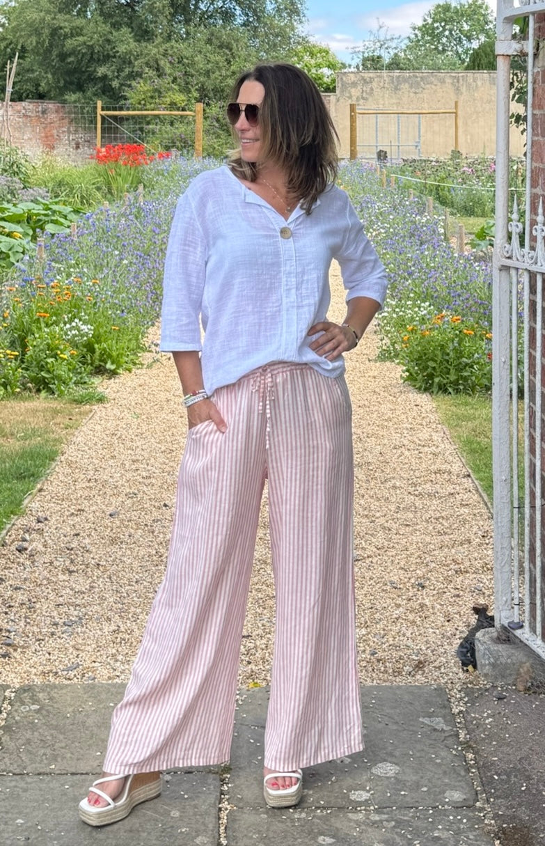 Pantalones anchos a rayas