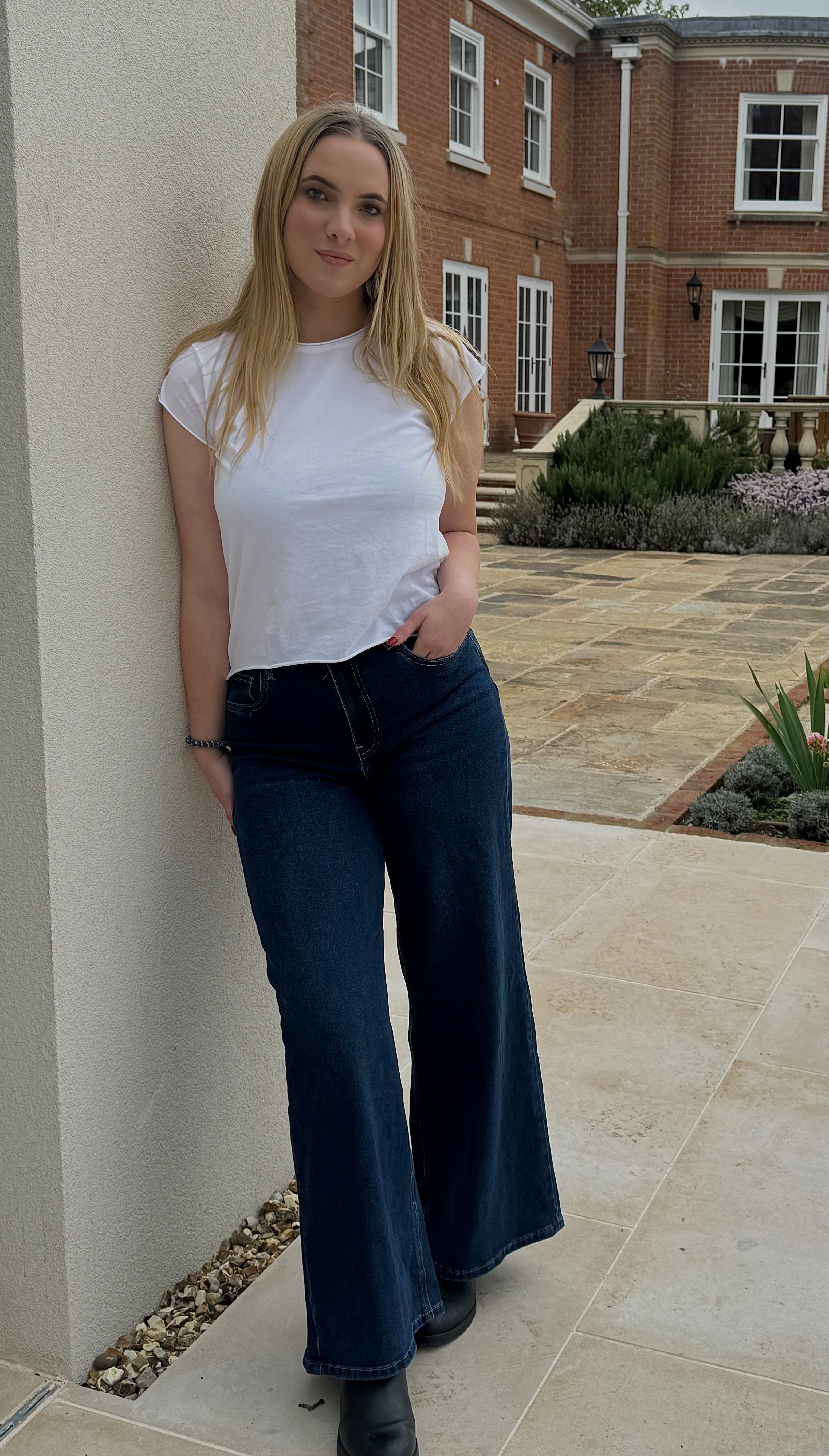Mila Wide Leg Jeans