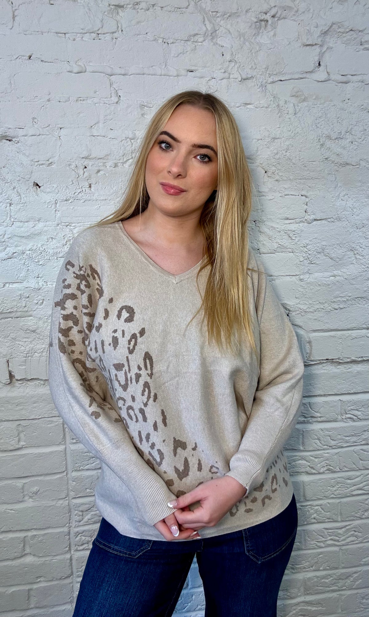 Effortless Leopard Jumper