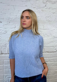 Pullover mit hohem Halsausschnitt und 3/4-Ärmeln