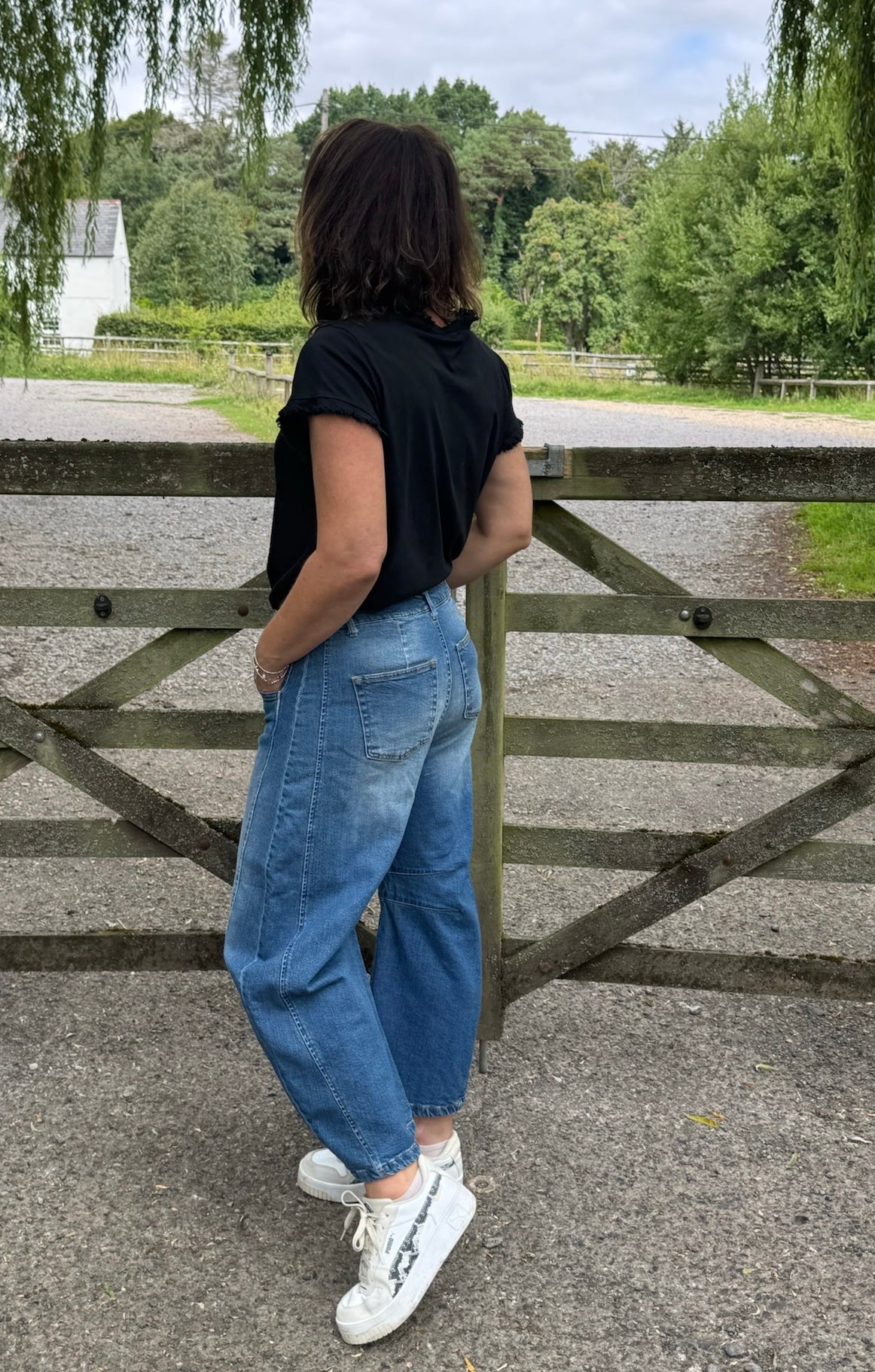 Vintage Wash Barrel Leg Jeans