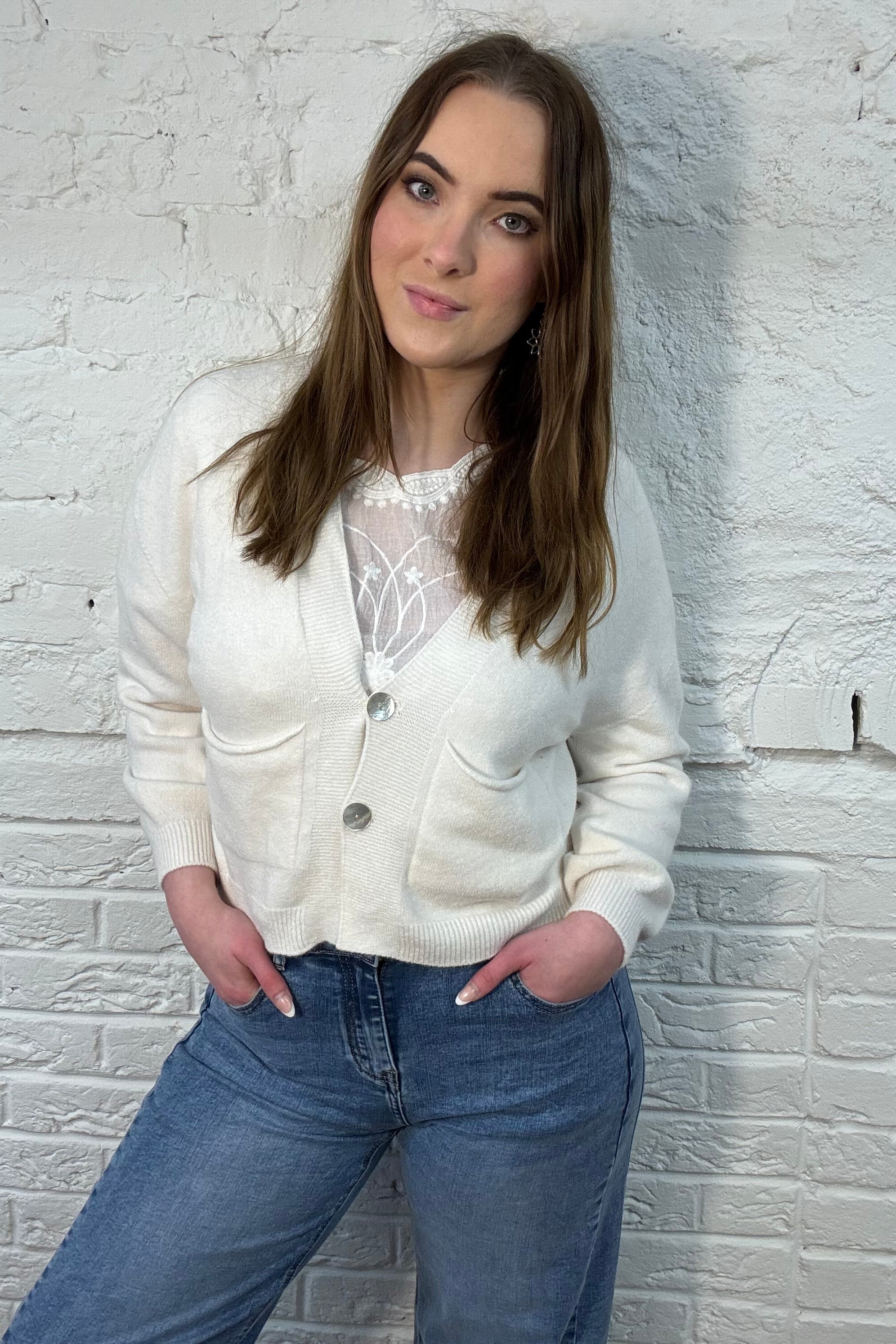 Cardigan With Two Front Pockets
