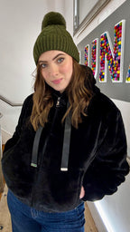Cosy Pom-Pom Beanie