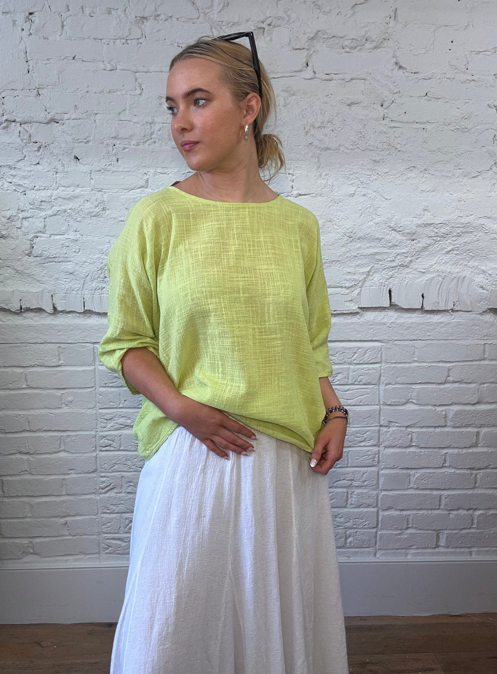 100% Cotton Plain Short Sleeve Top (Larger Fit)