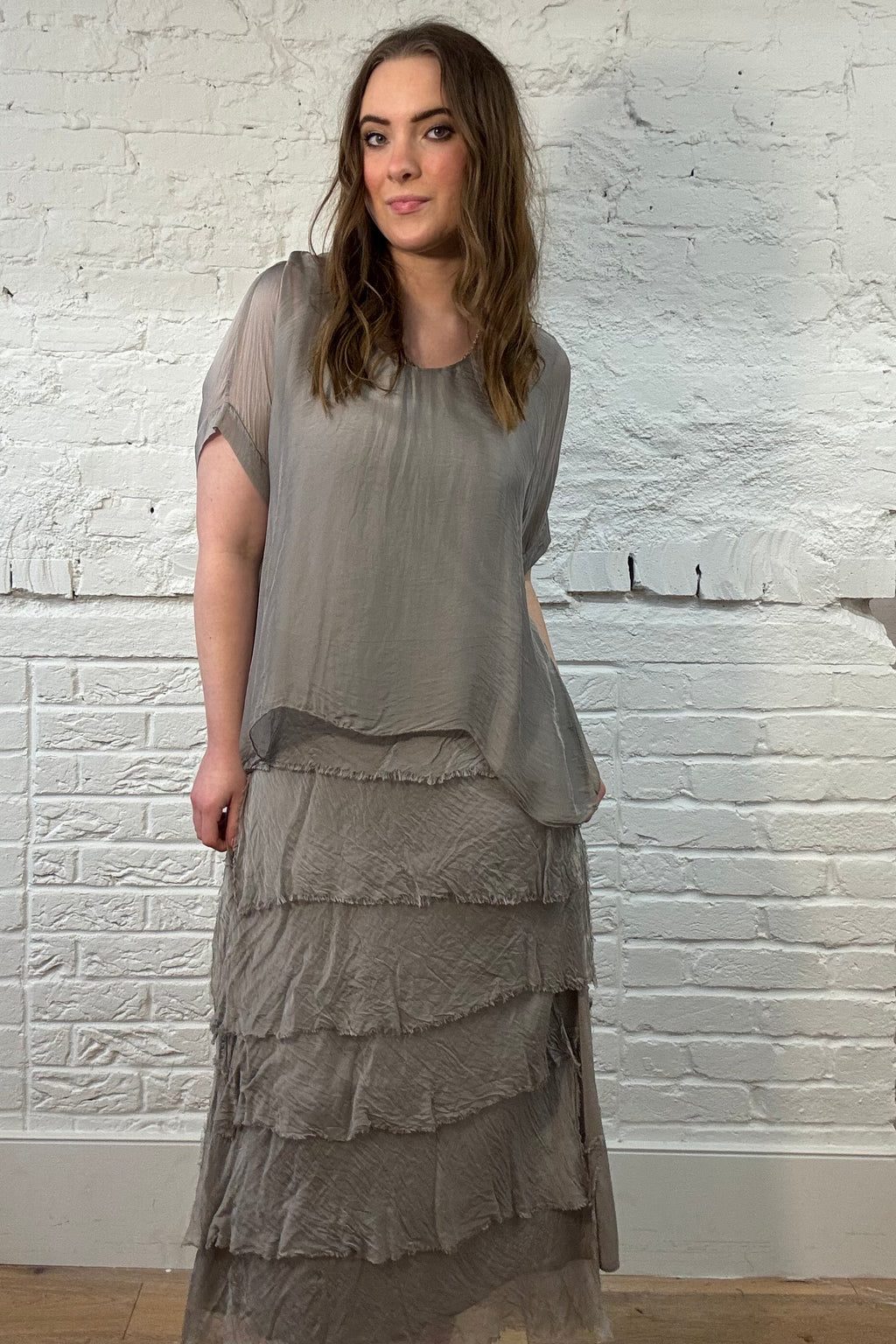 Kleid mit Seiden-Overlay