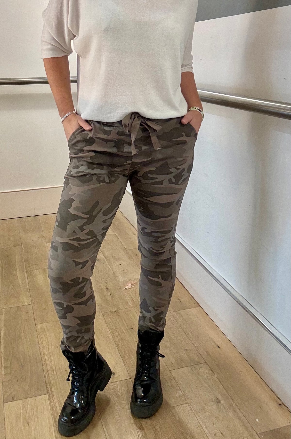 Camouflage Magic Trousers