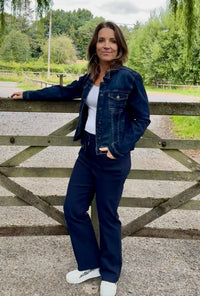 Straight Leg Magic Trouser