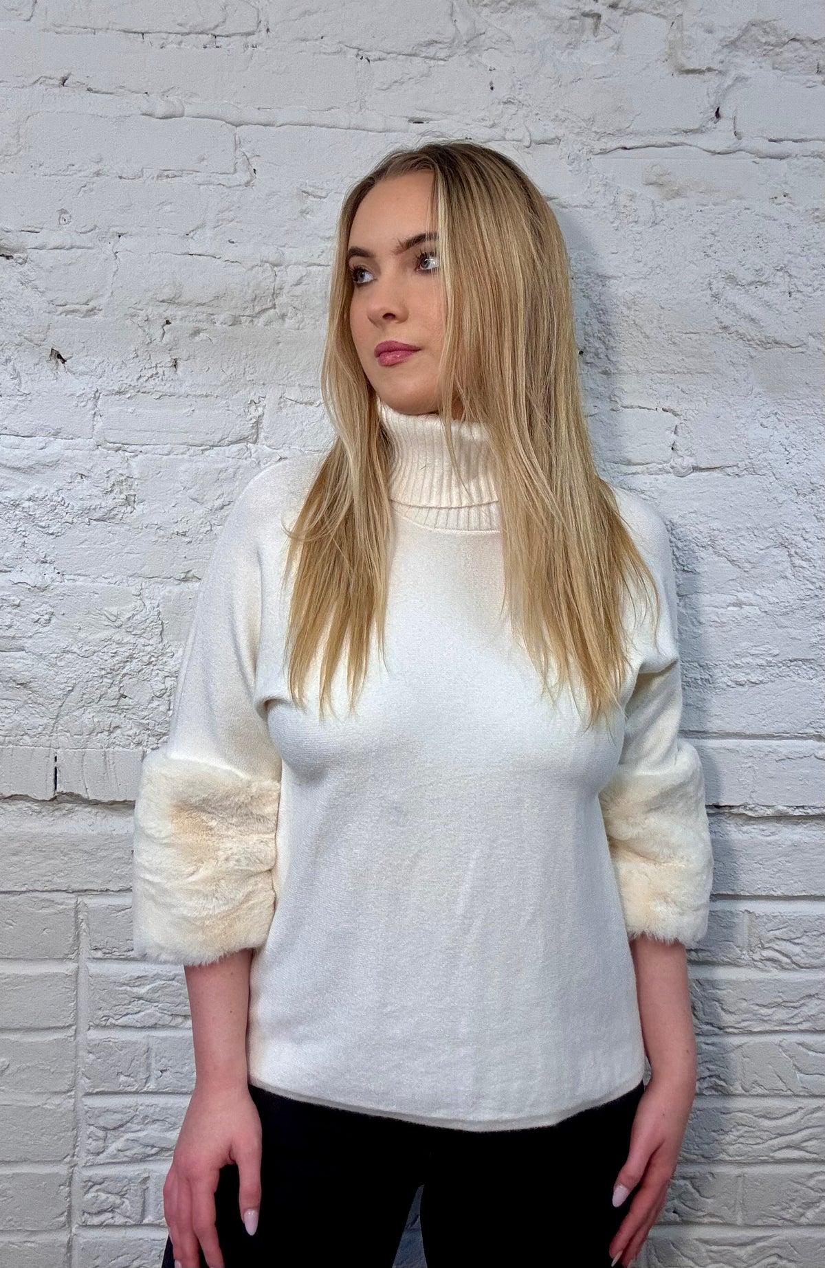 The Cloud Sleeve Knit