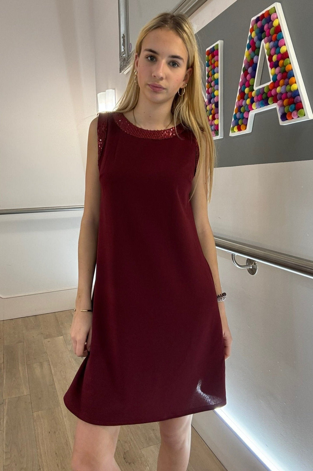Minikleid mit Paillettenbesatz