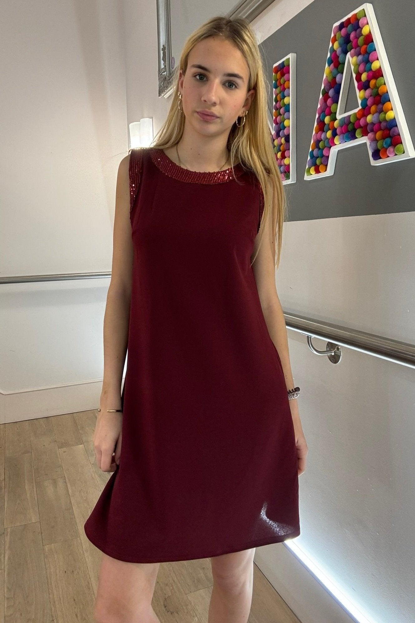 Minikleid mit Paillettenbesatz