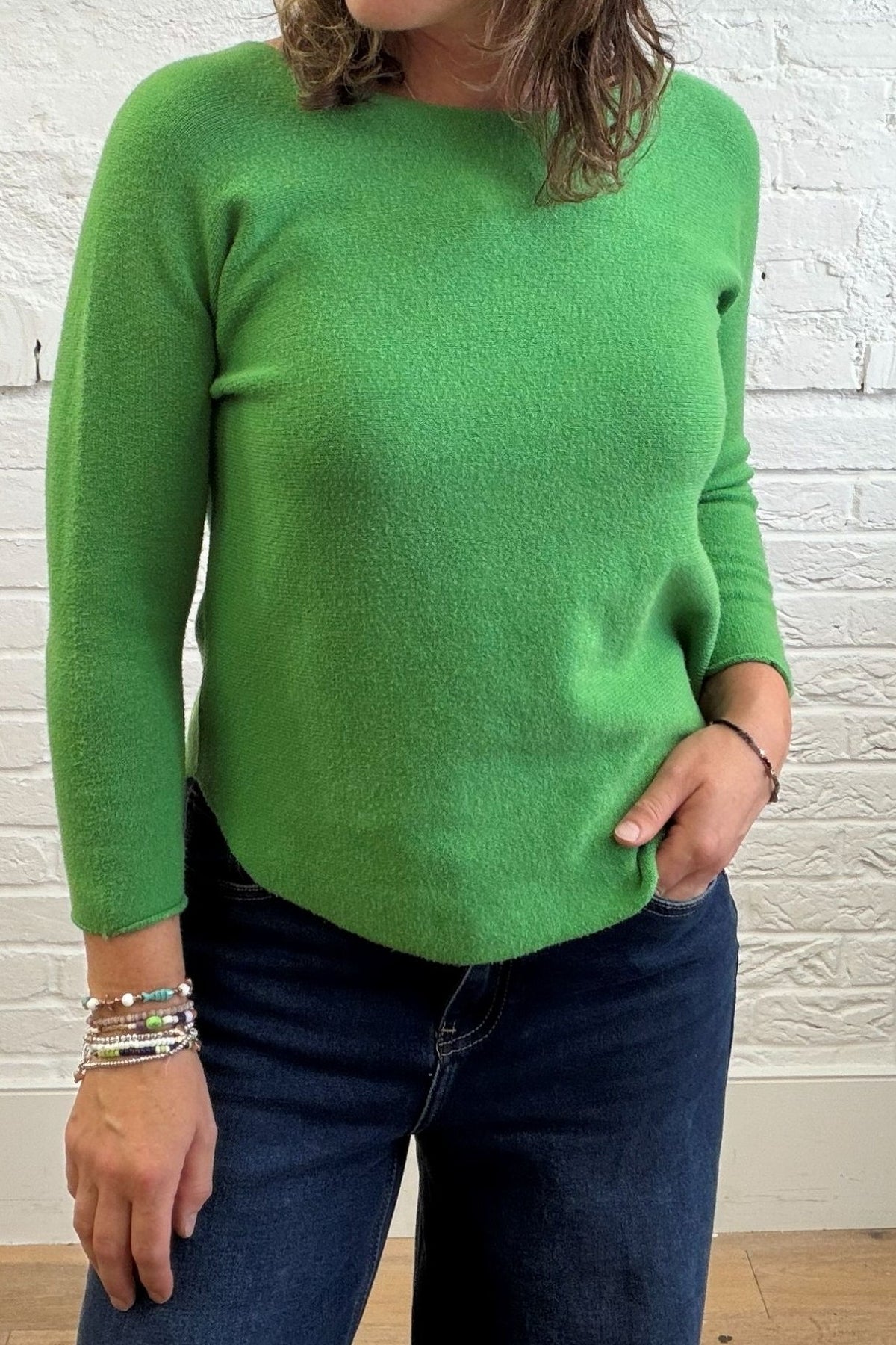 Phoebe Curved Hem Round Neck