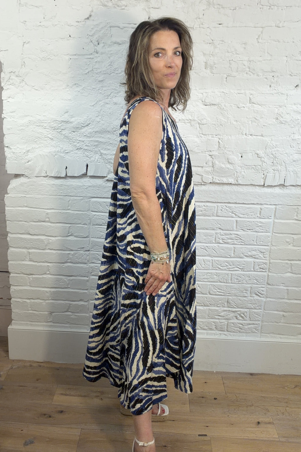 Yara Sleeveless Swing Dress