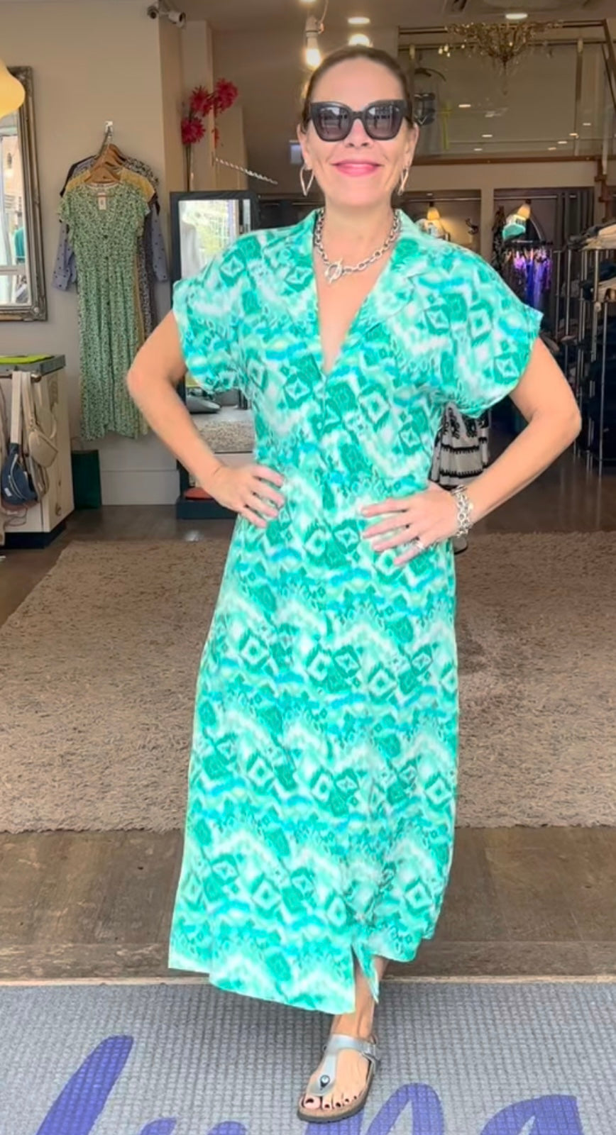 Emerald Breeze Midi Dress