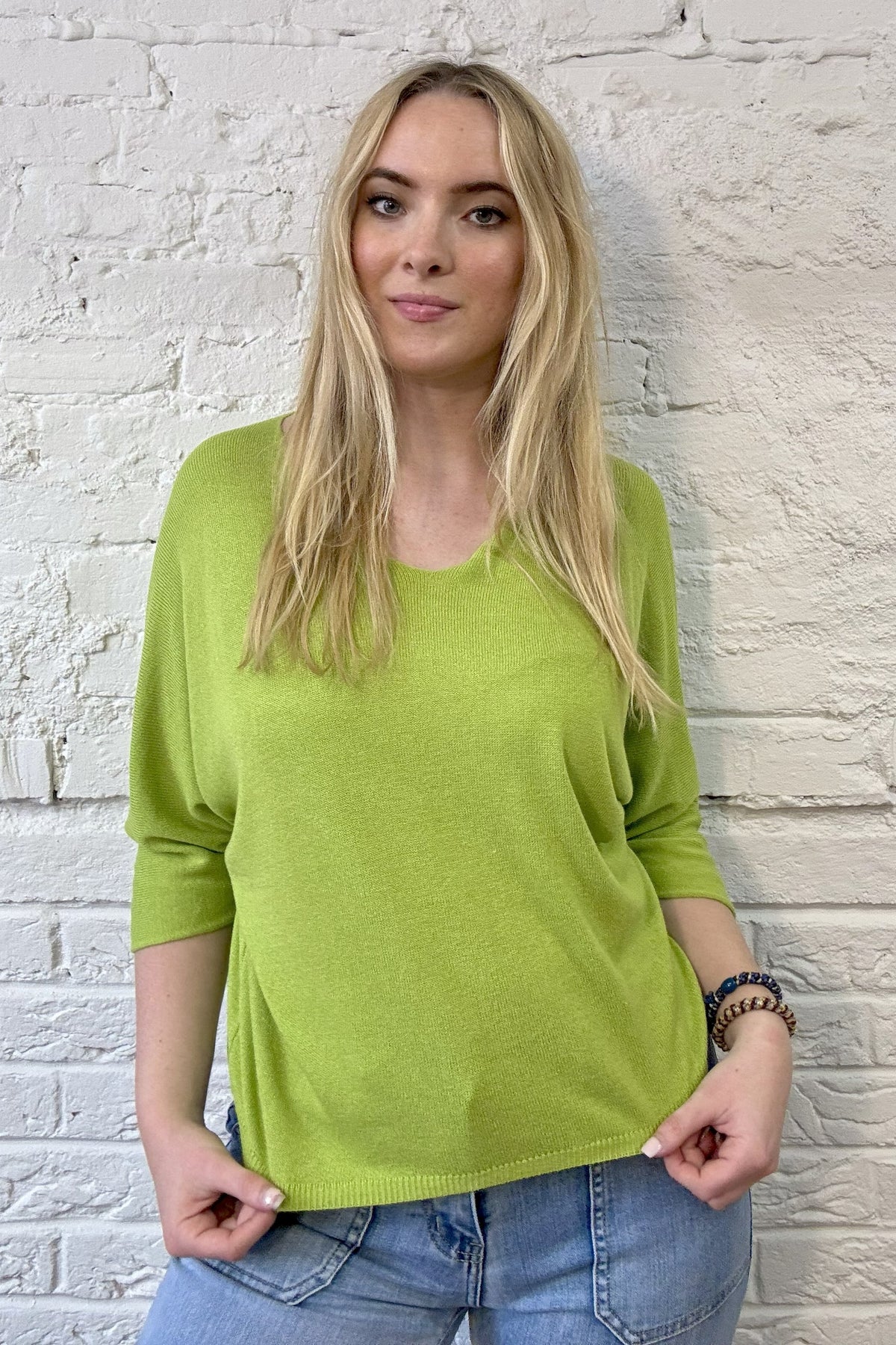 V-Neck Short Sleeve Light Knit