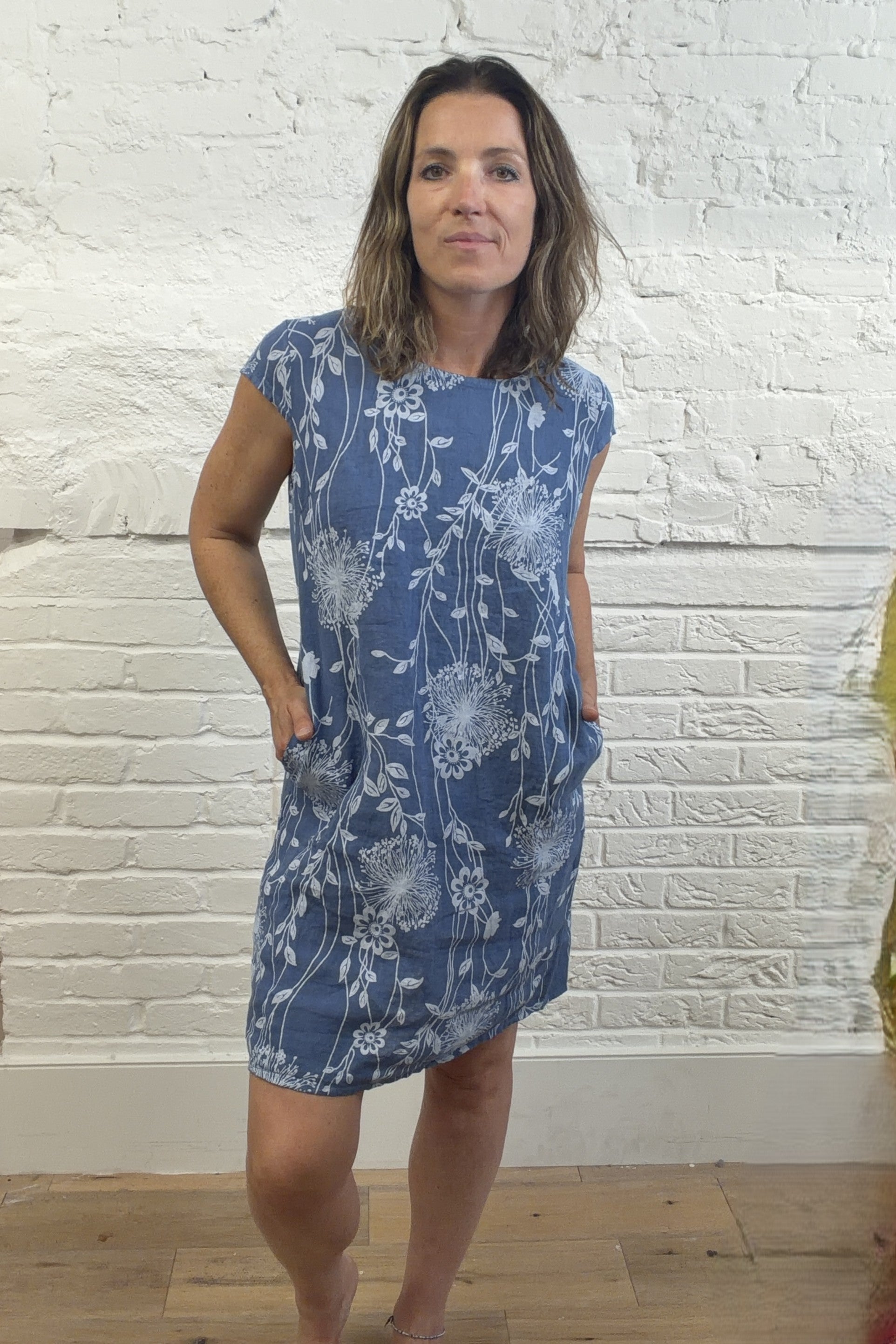 Aster Linen Dress