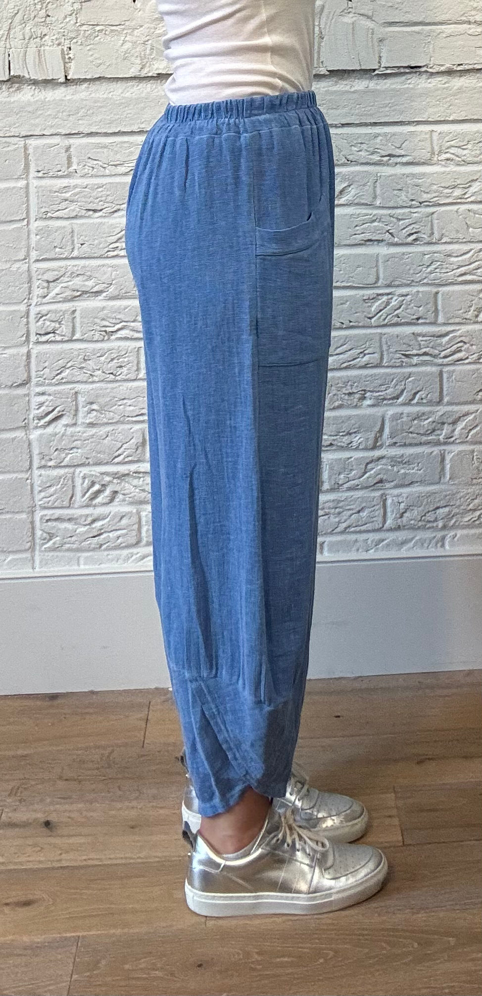 Cotton & Linen Mix Barrel Leg Trousers