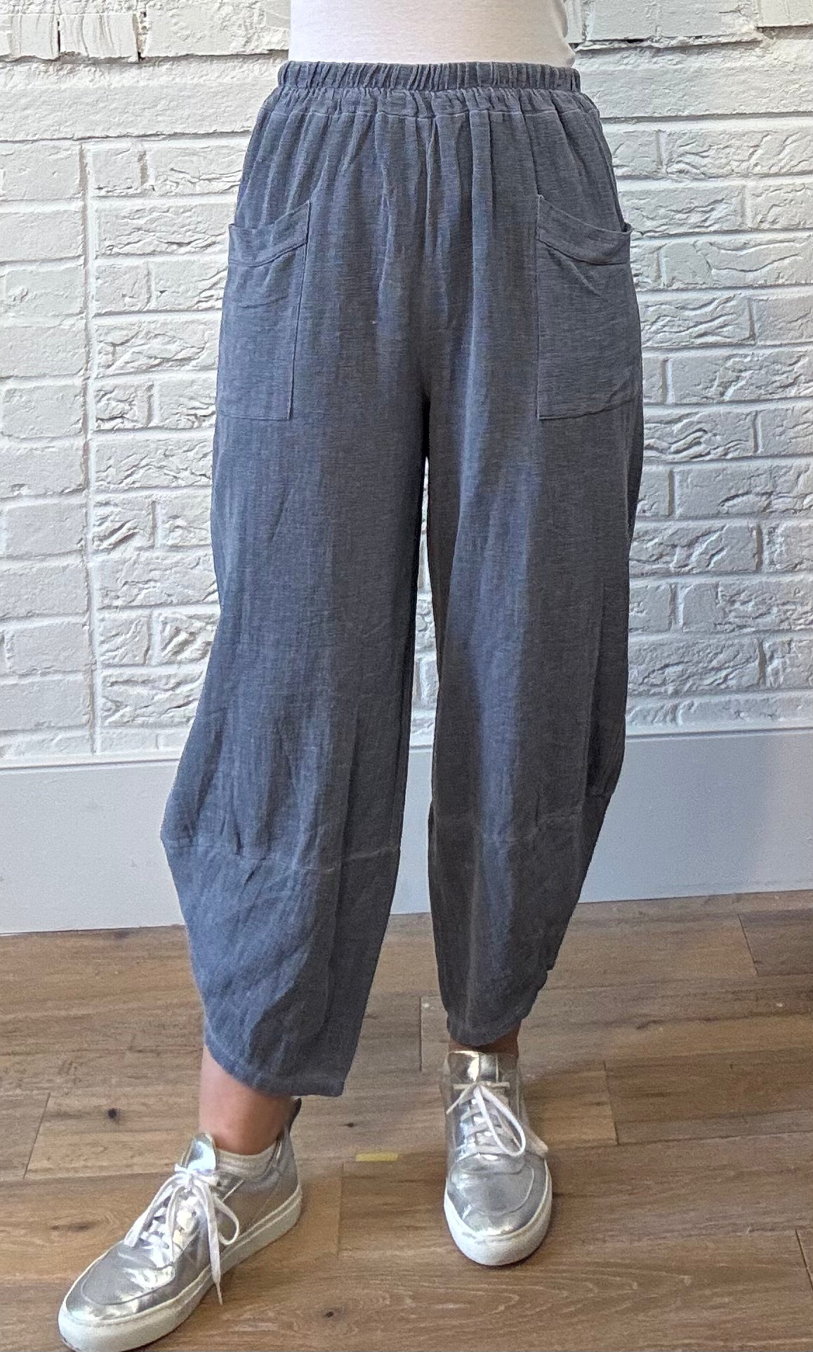 Cotton & Linen Mix Barrel Leg Trousers