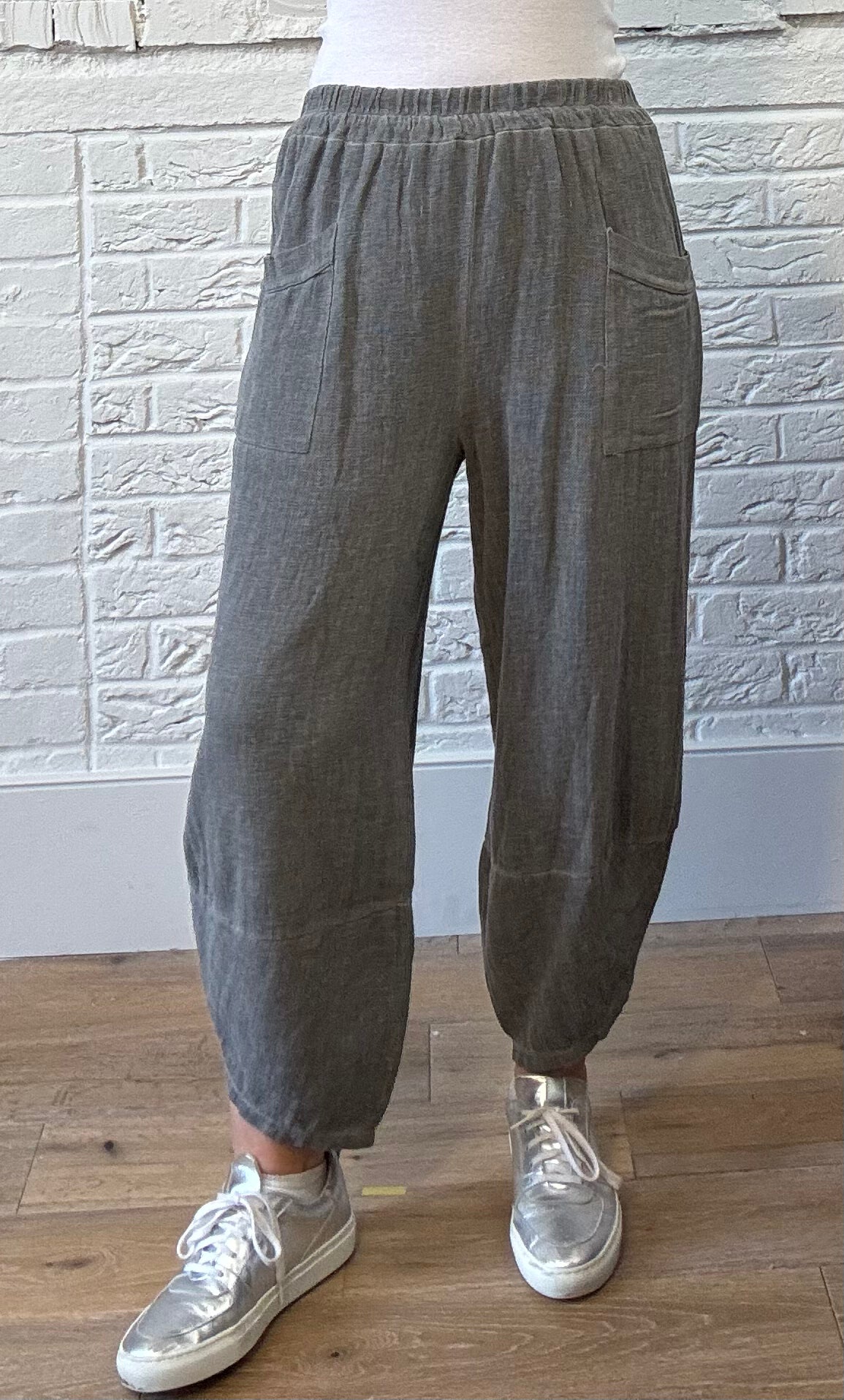 Cotton & Linen Mix Barrel Leg Trousers