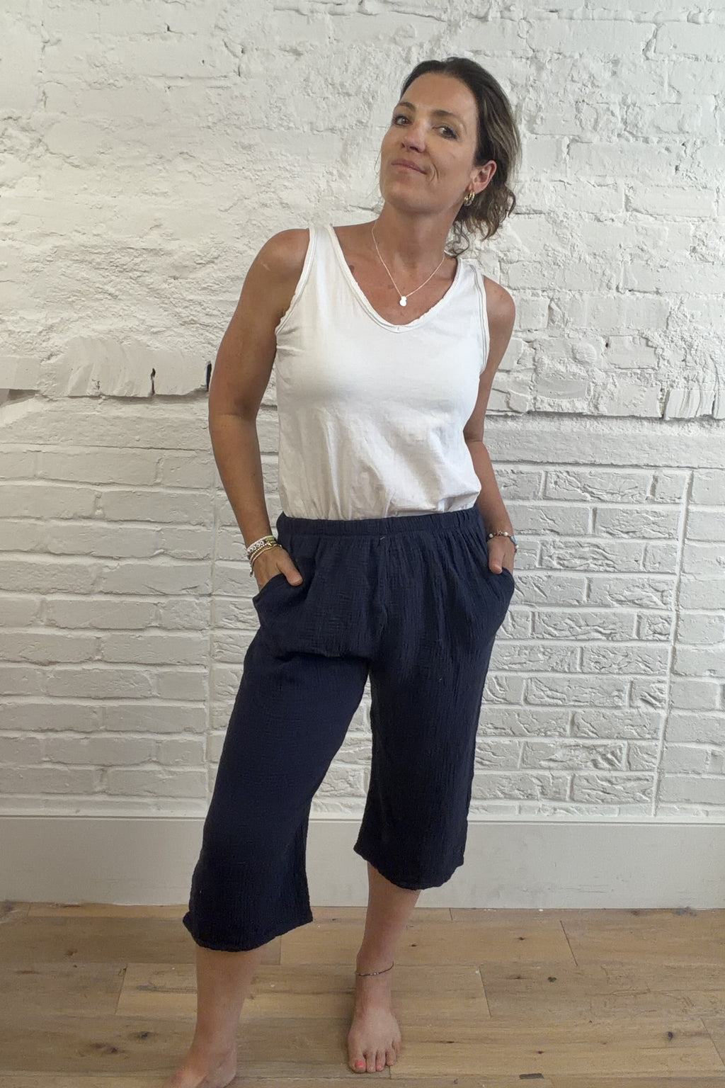 Dara Cheesecloth Cropped Trousers