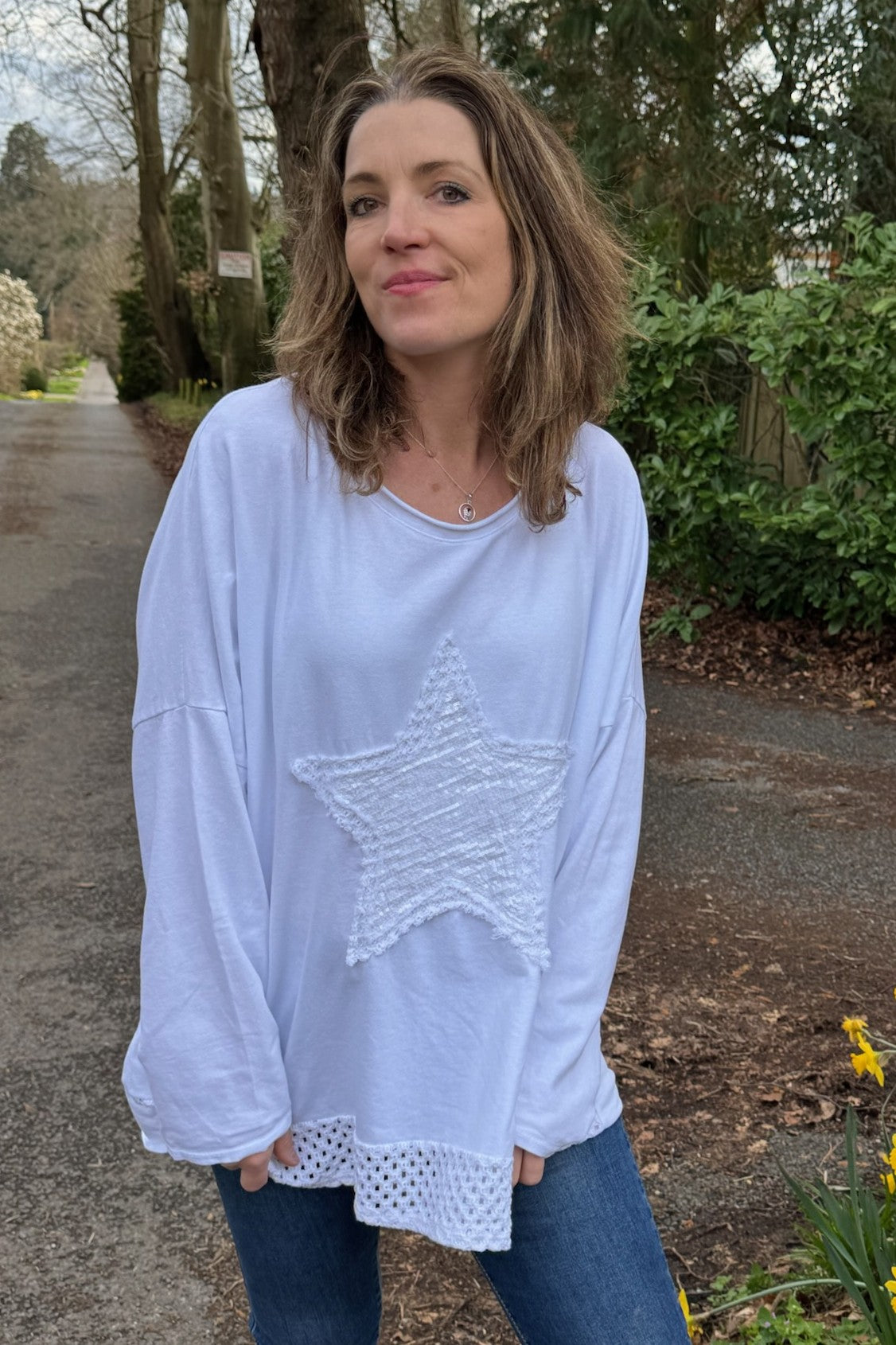 Evie Relaxed Star Top