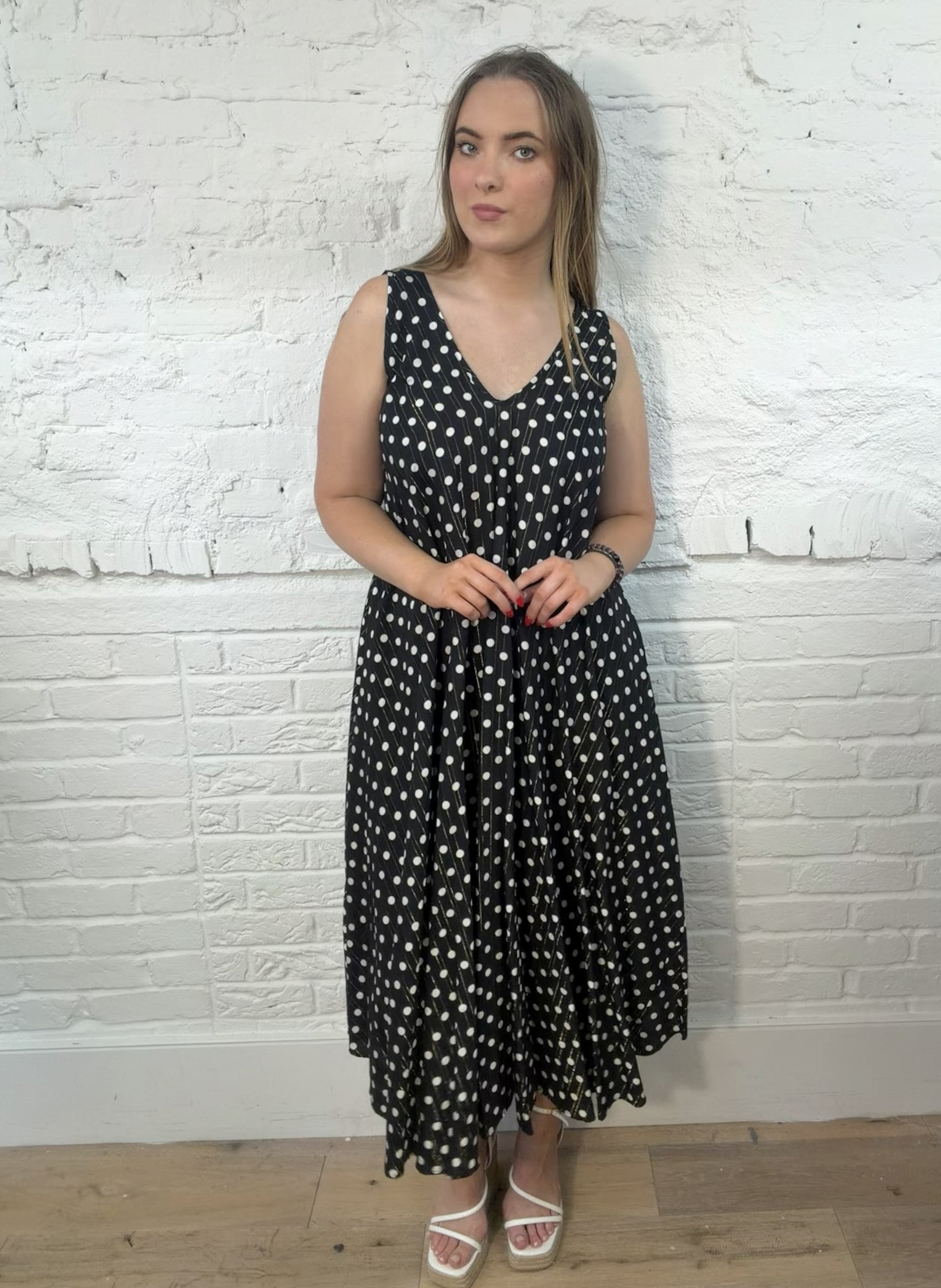 Cora Sleeveless Swing Dress