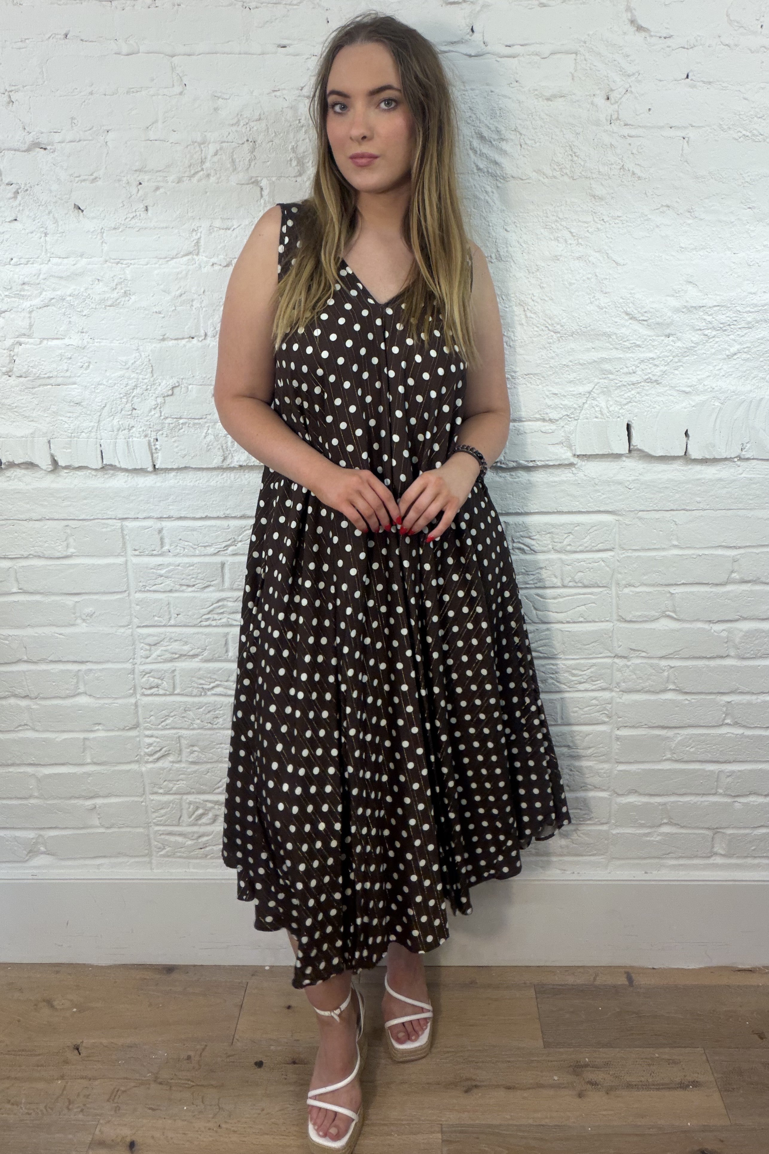 Cora Sleeveless Swing Dress