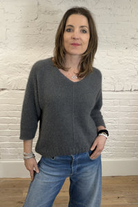 Flauschiger Strick mit V-Ausschnitt