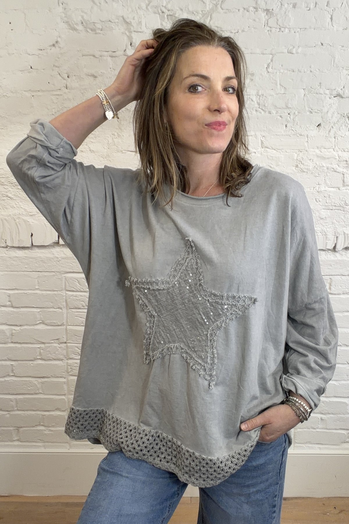 Evie Relaxed Star Top