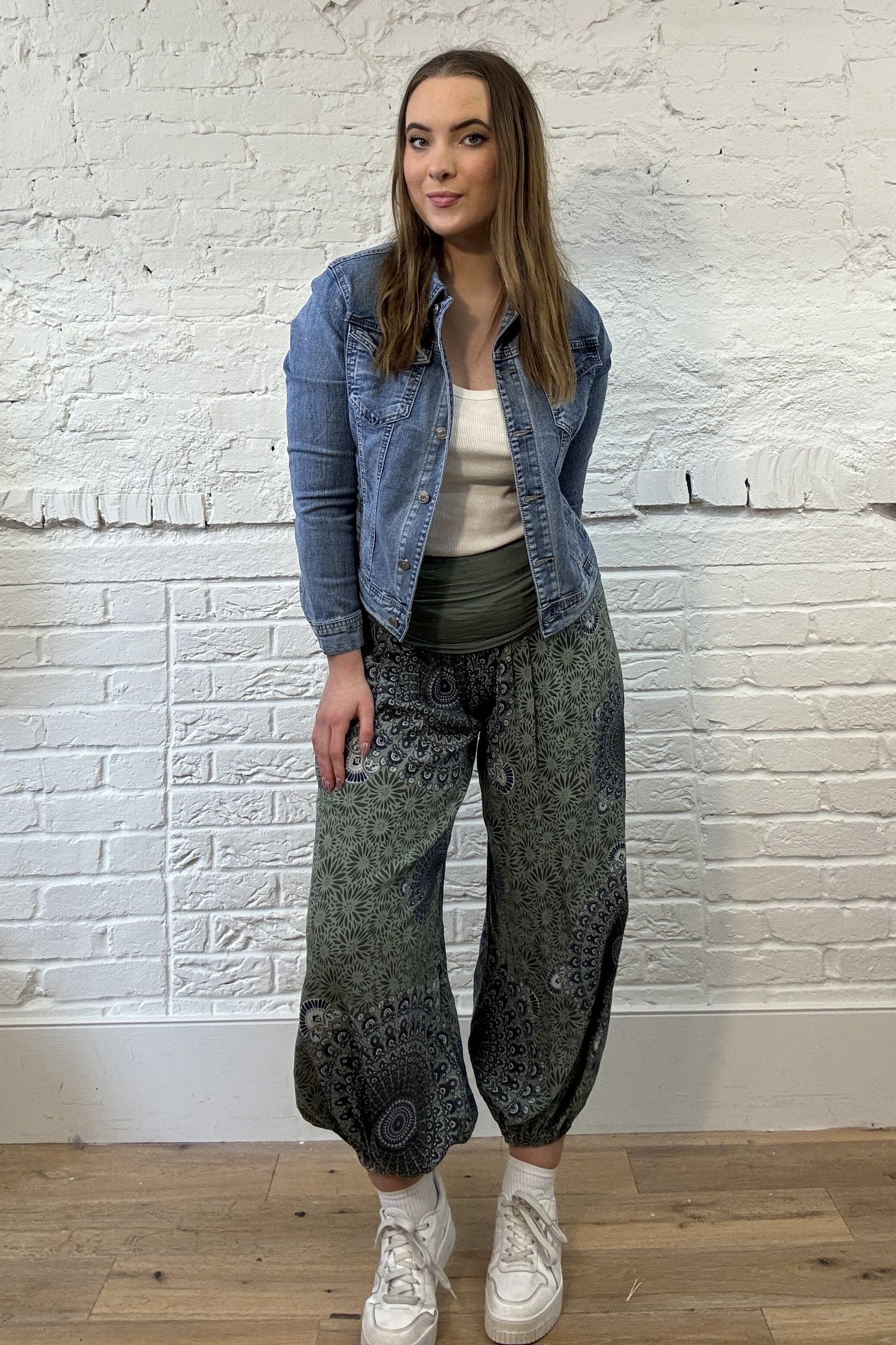 Mandala Pattern Hareem