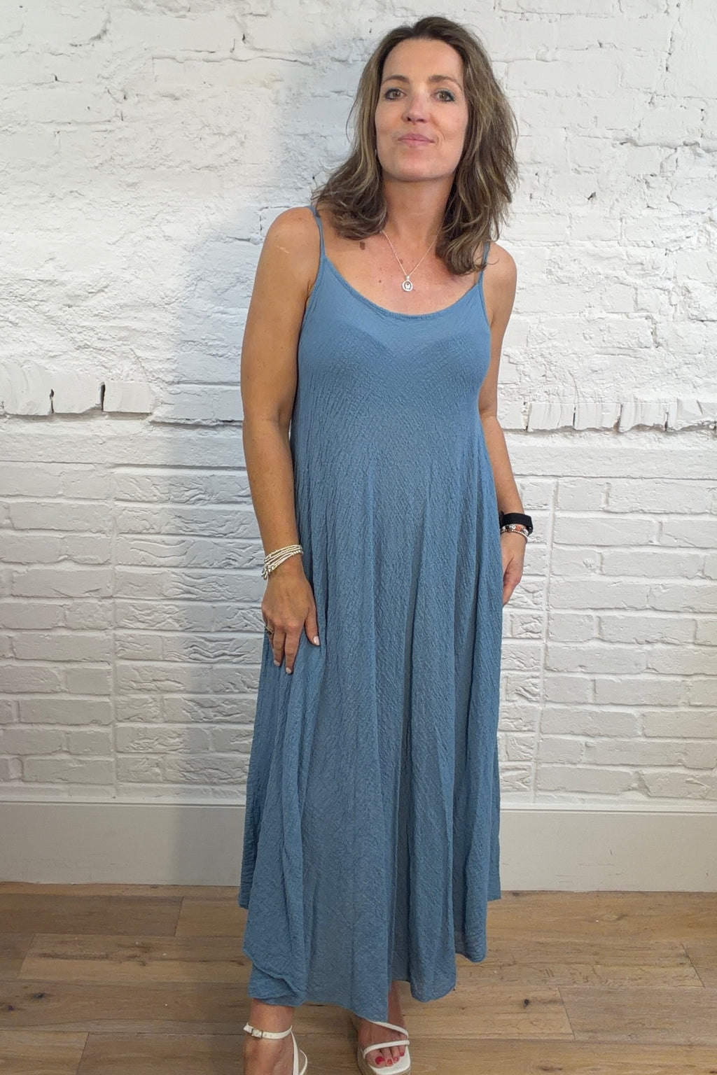 Vestido largo con tiras