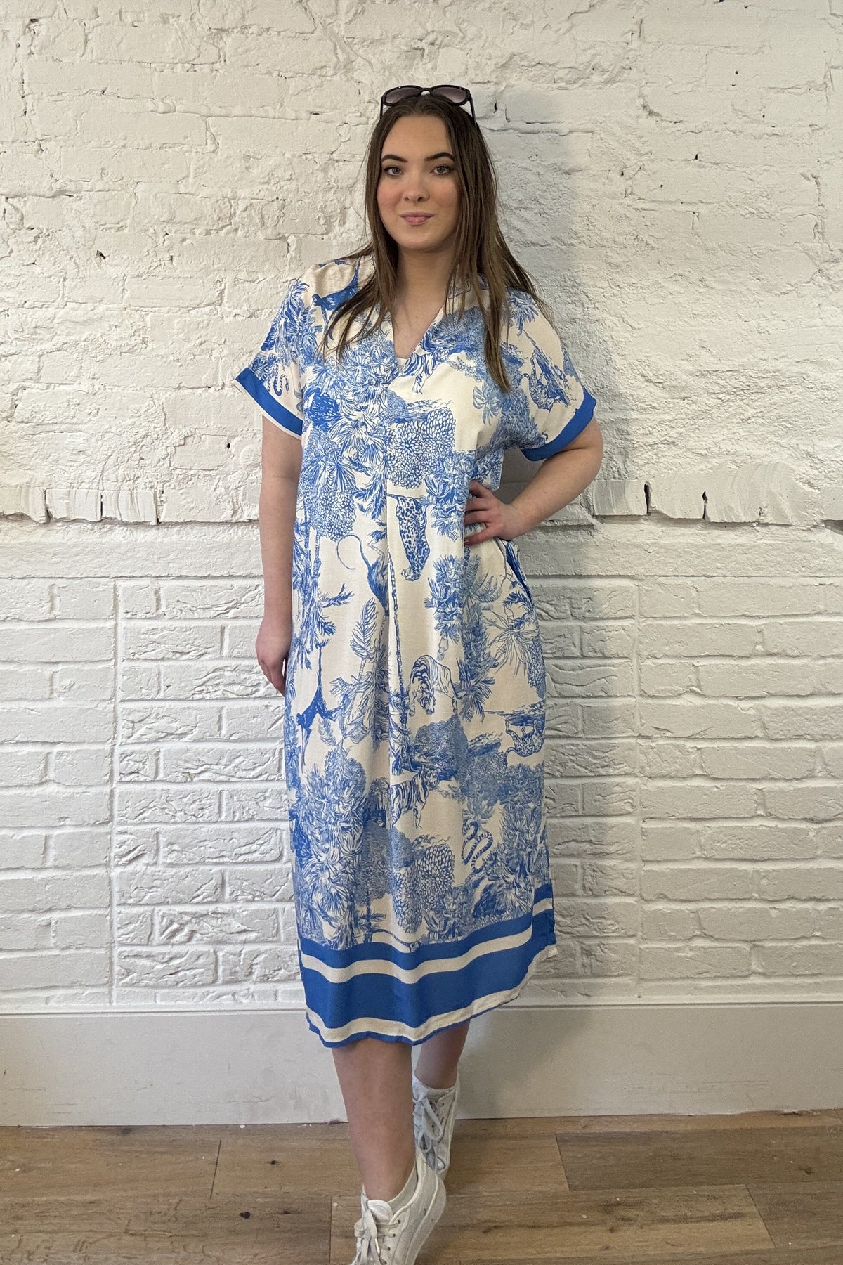 Vestido con estampado safari