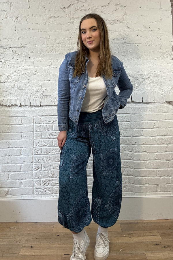 Mandala Pattern Hareem