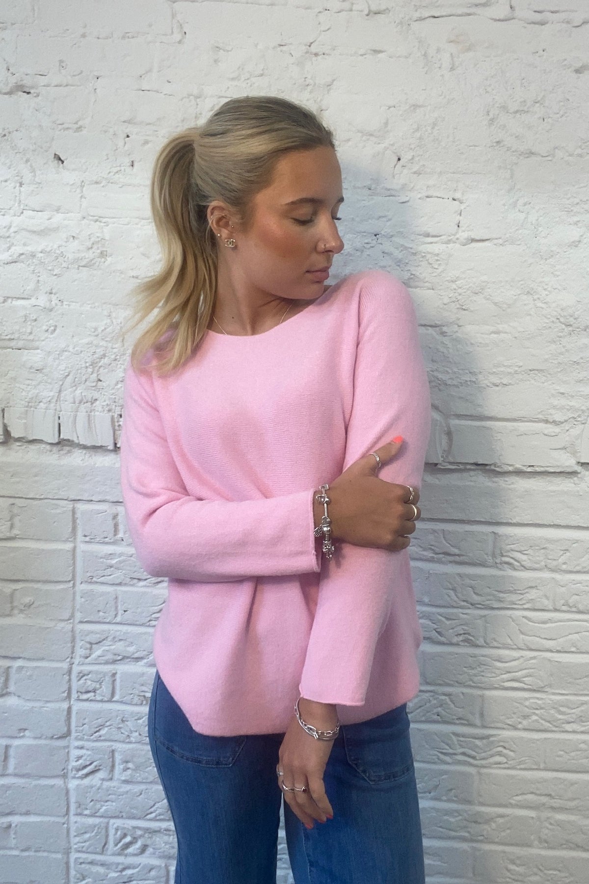 Phoebe Curved Hem Round Neck