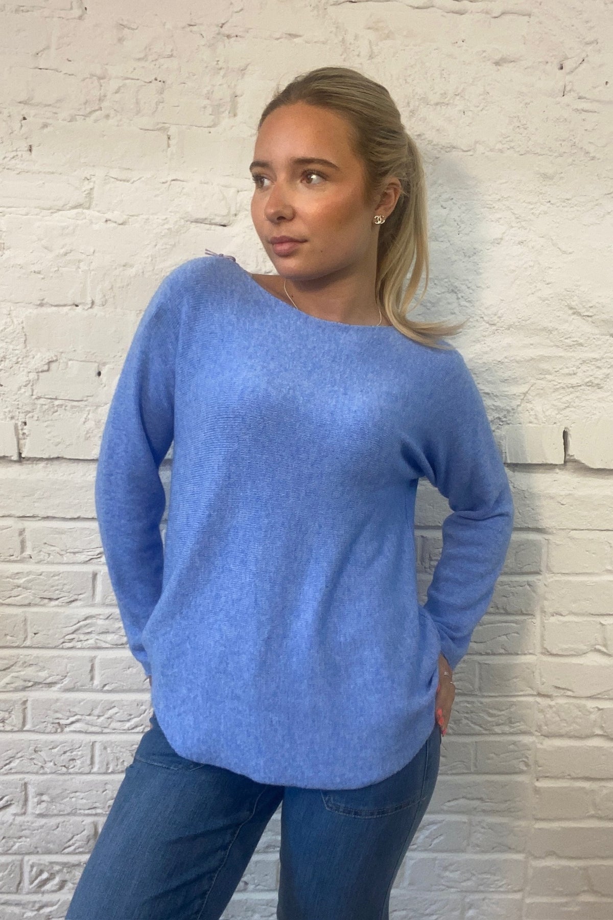 Phoebe Curved Hem Round Neck