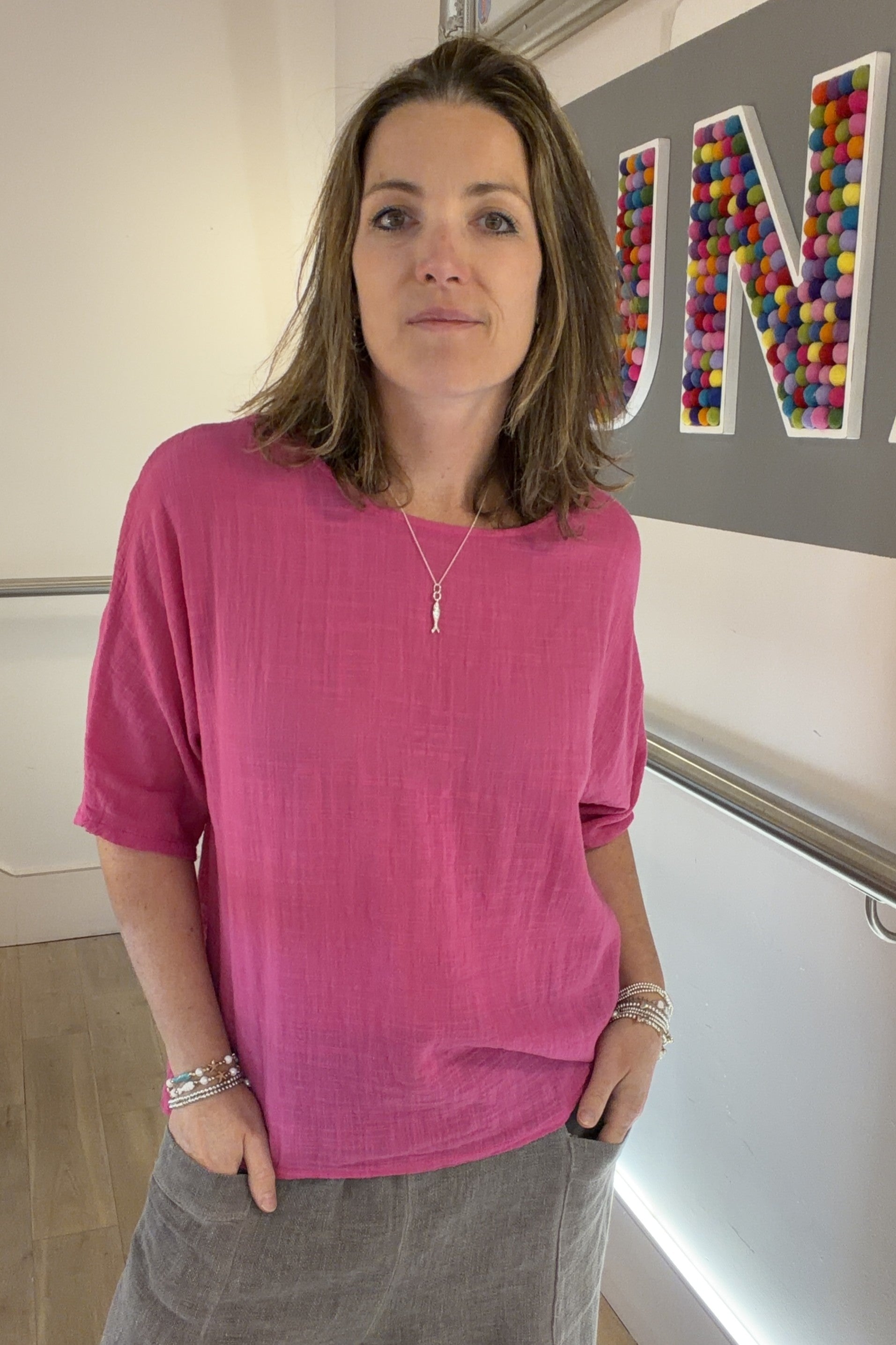 100% Cotton Plain Short Sleeve Top (Smaller Fit)