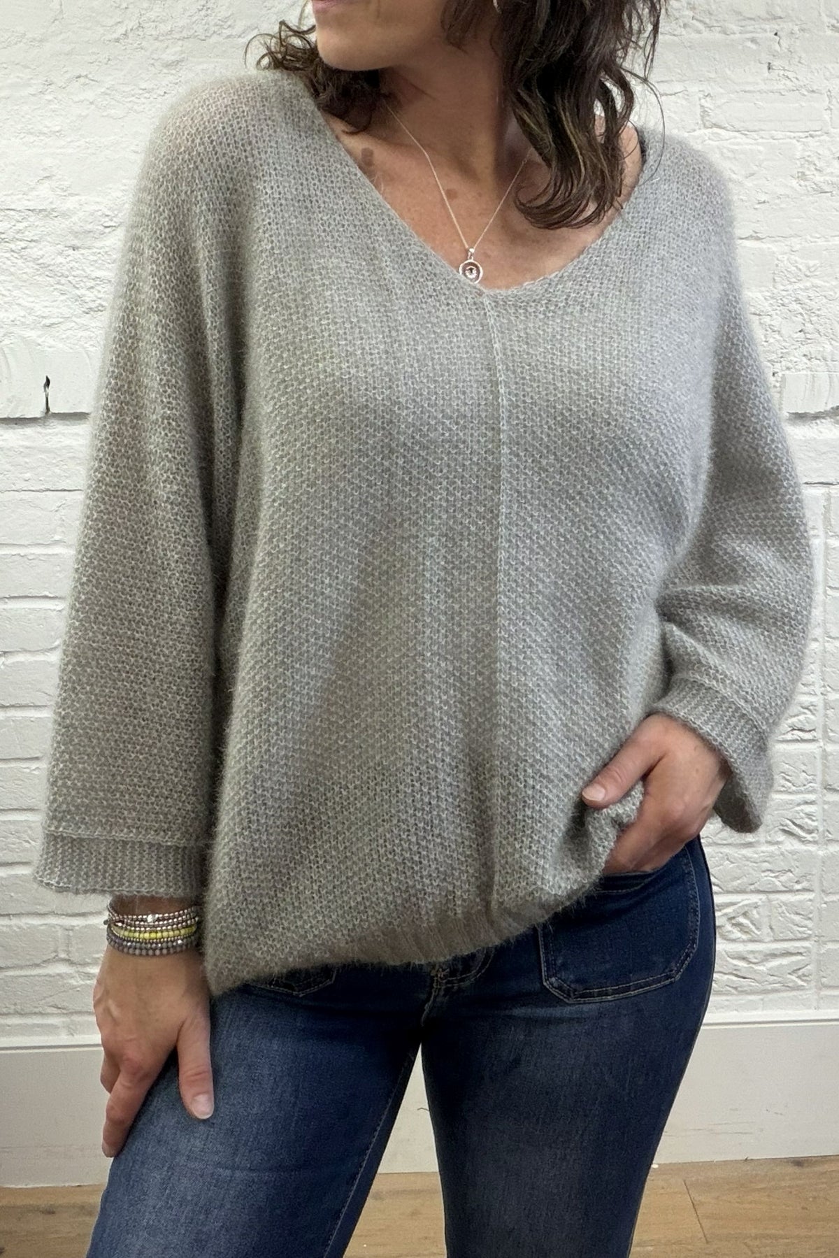 Jersey de cuello en V esponjoso