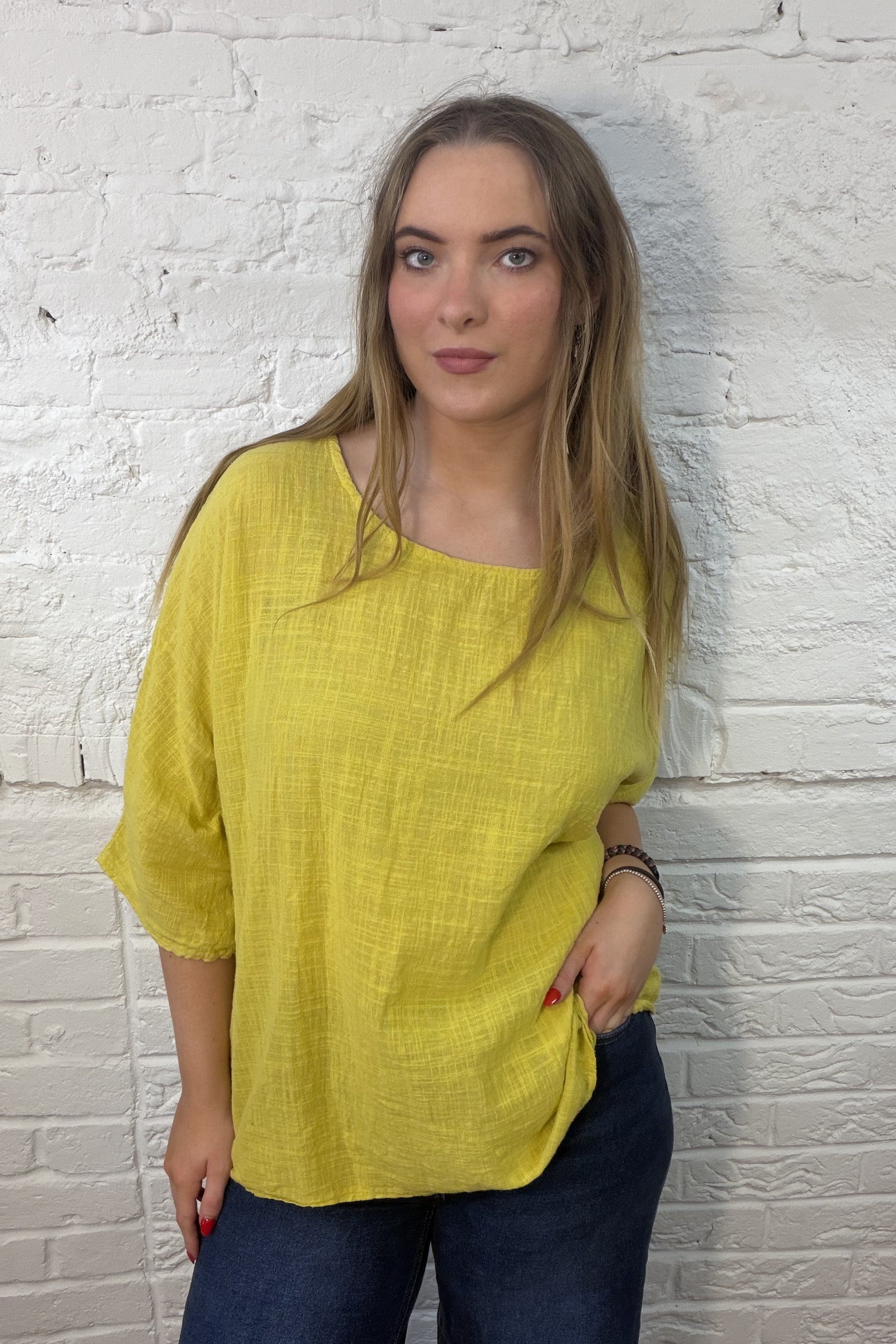 100% Cotton Plain Short Sleeve Top (Larger Fit)